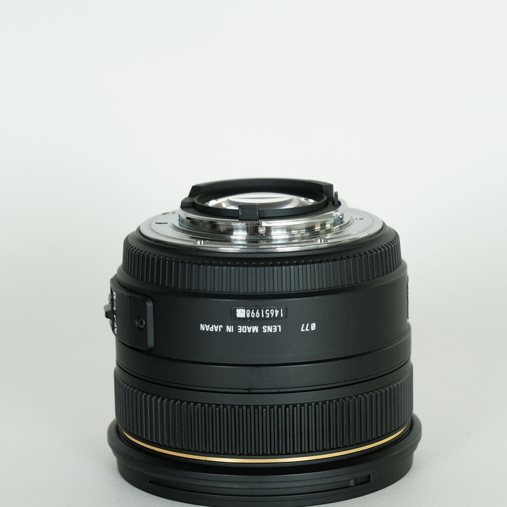 SIGMA 50mm F1.4 EX DG HSM (ニコンF用)
