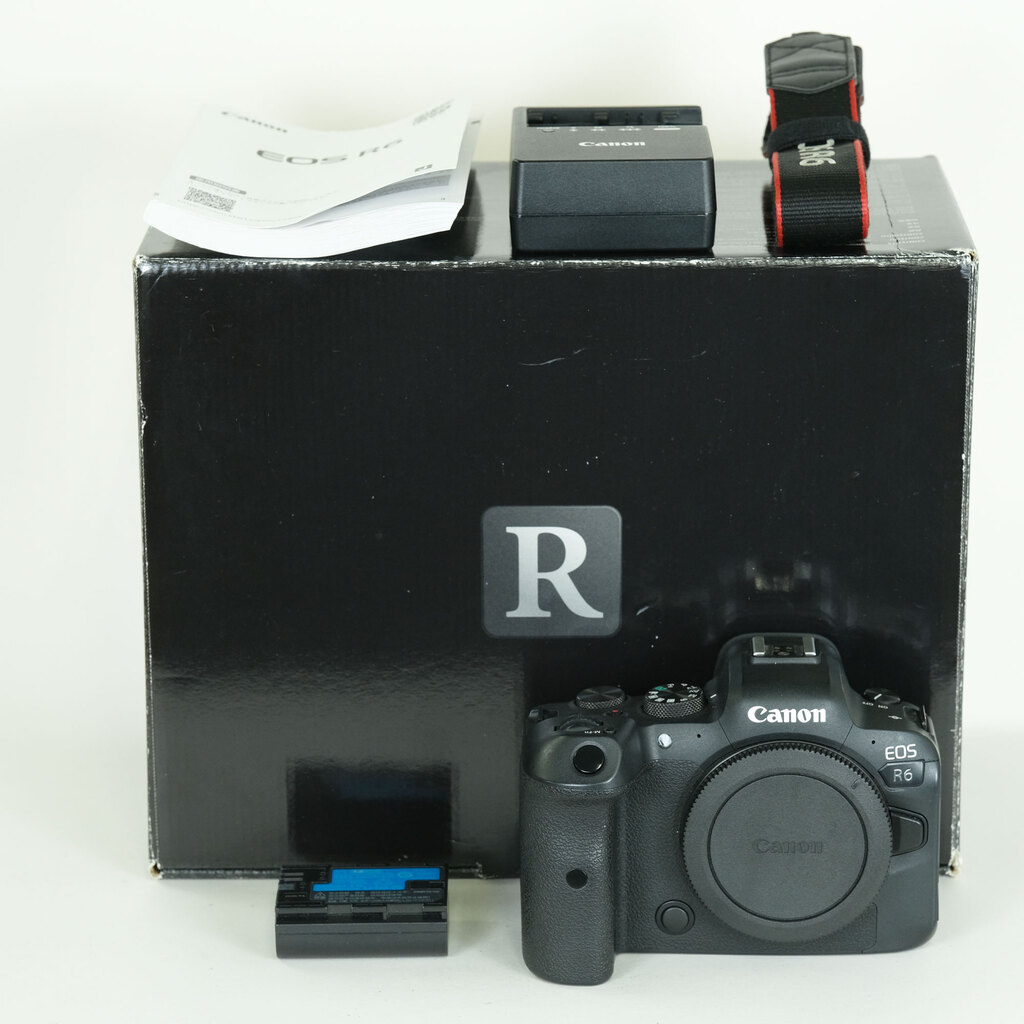 Canon EOS R6