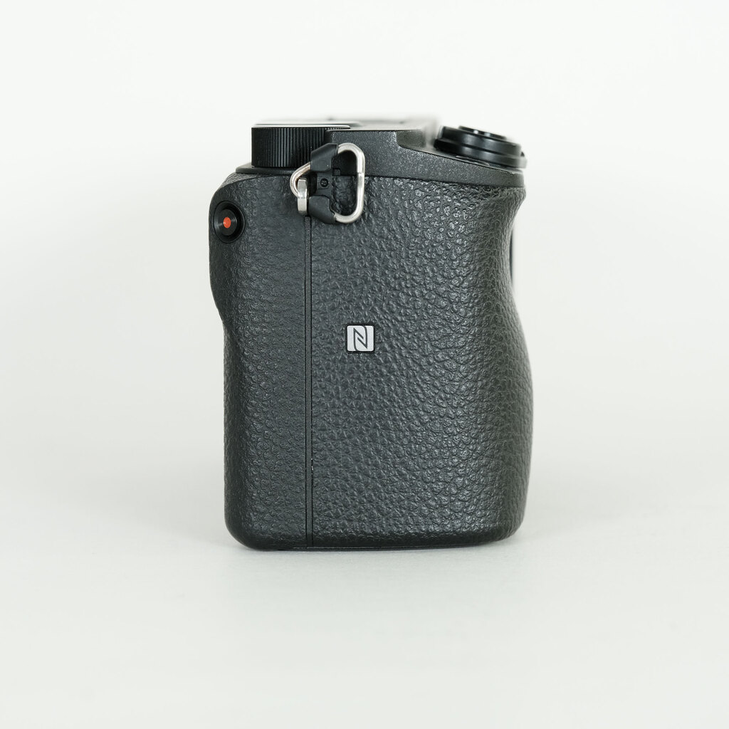 SONY α6400（ILCE-6400）