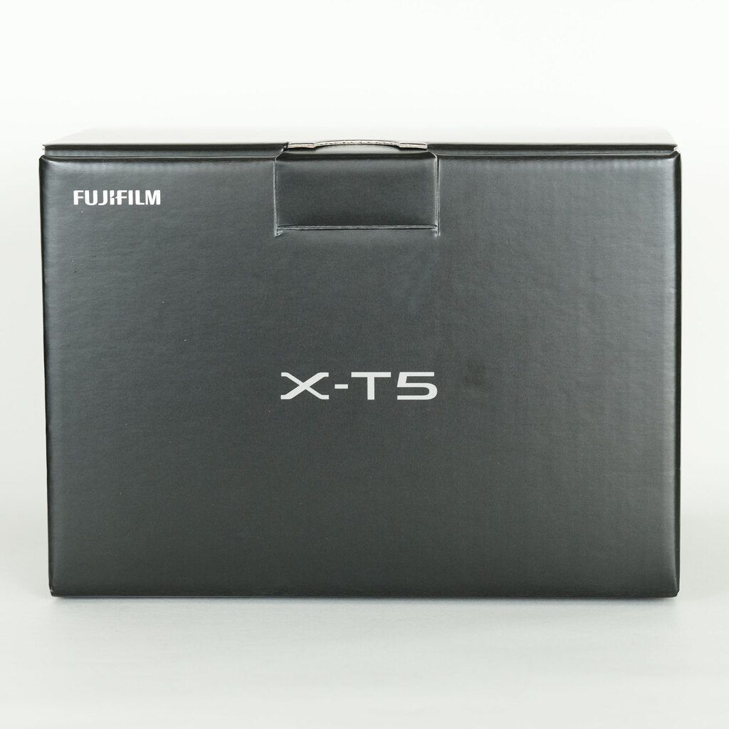 FUJIFILM X-T5