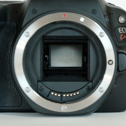 Canon EOS Kiss X9