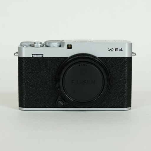 FUJIFILM X-E4