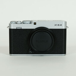 FUJIFILM X-E4