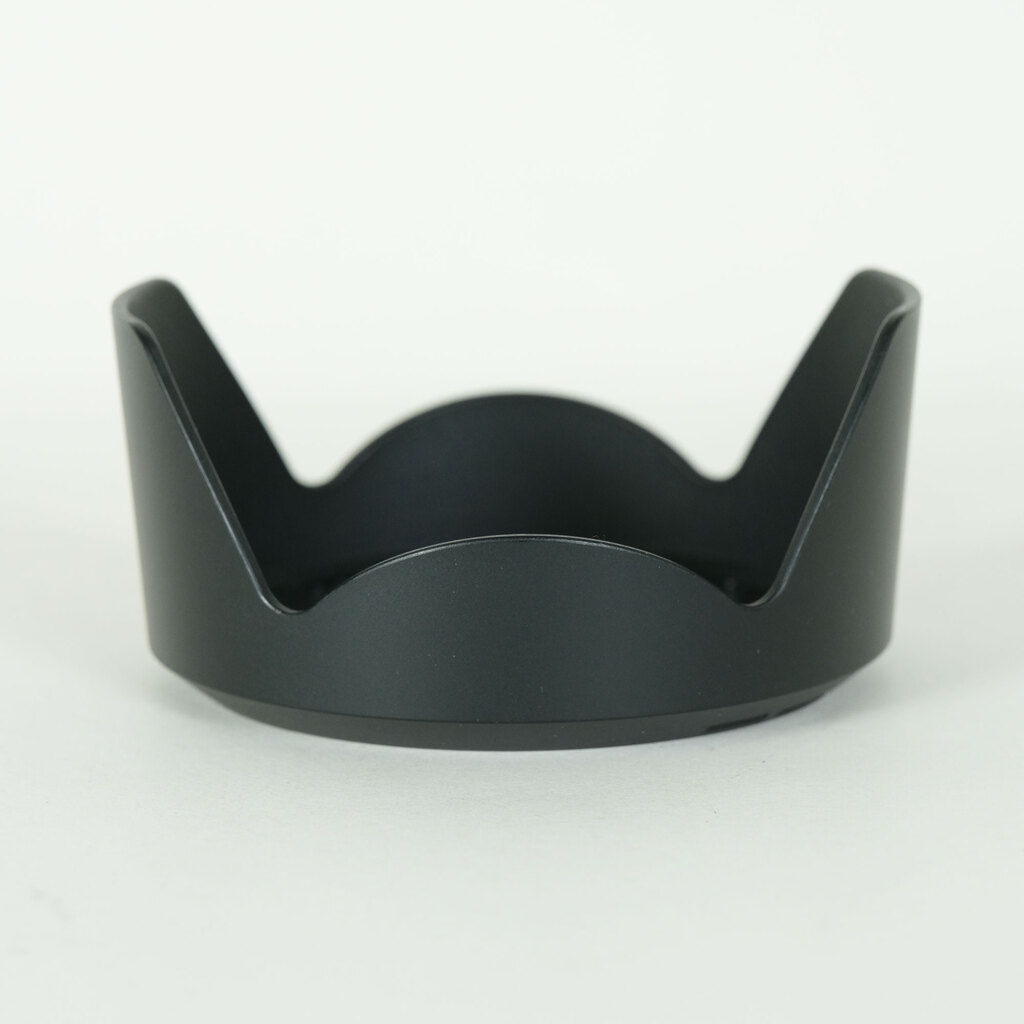 SONY FE 24-240mm F3.5-6.3 OSS SEL24240