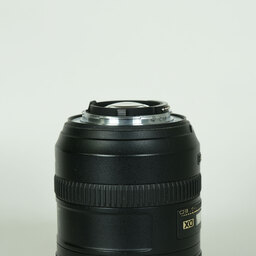 Nikon AF-S DX NIKKOR 18-200mm F3.5-5.6G ED VR II Nikon AF-S DX NIKKOR 18-200mm F3.5-5.6G ED VR II