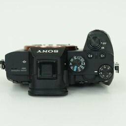 SONY α7 III(ILCE-7M3) SONY α7 III(ILCE-7M3)