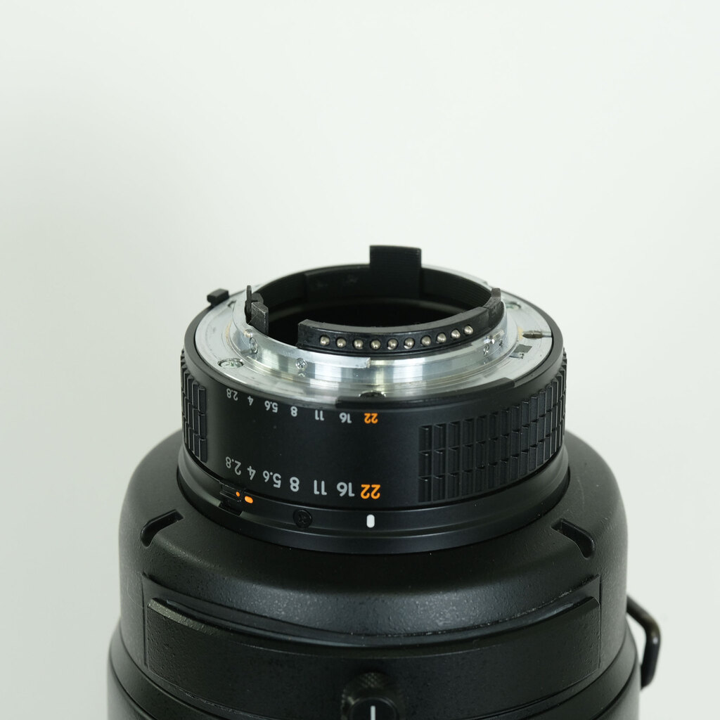 Nikon AF-S ED 300mm F2.8D II ブラック