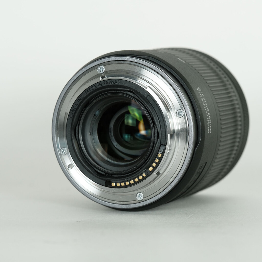 Canon RF24-105mm F4-7.1 IS STM