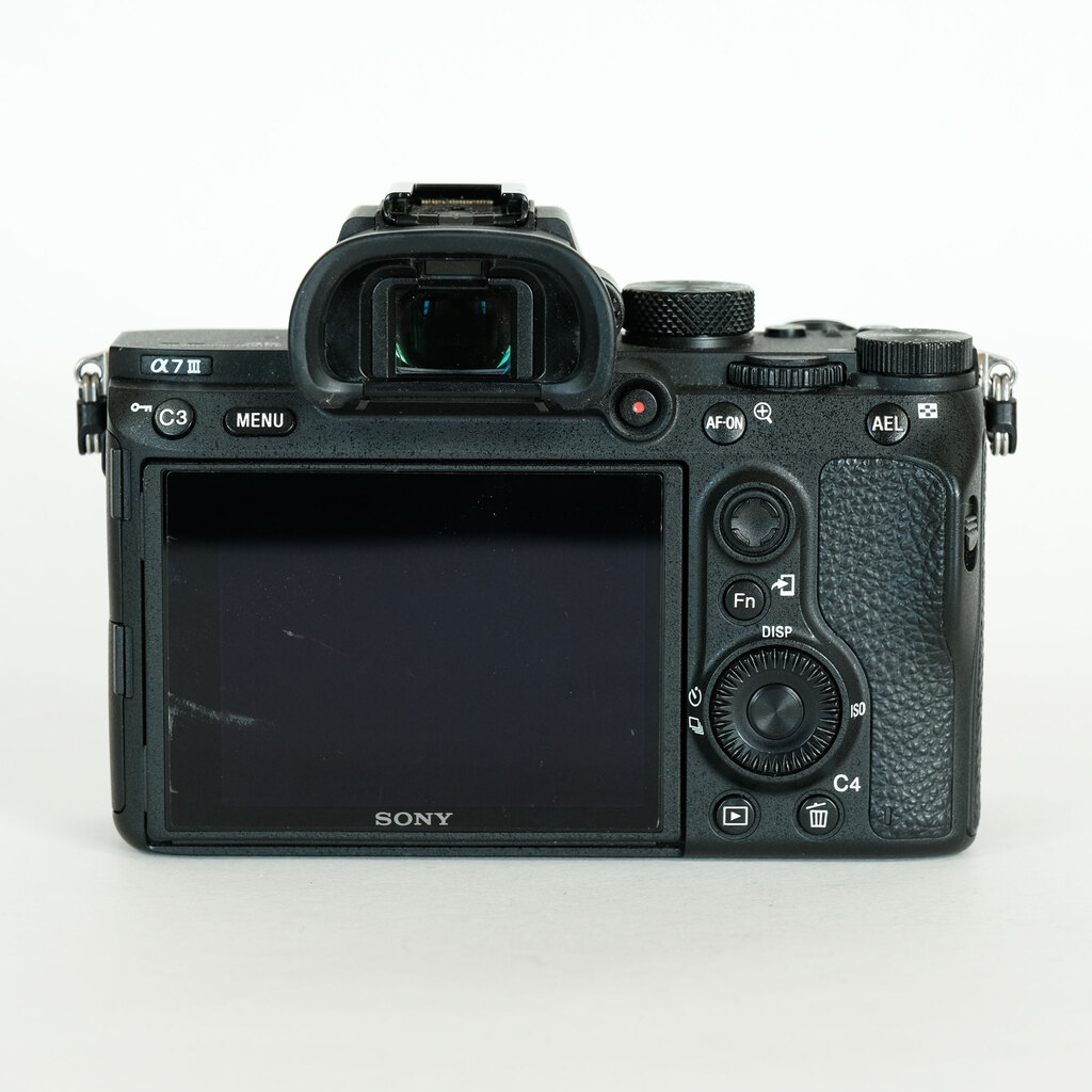 SONY α7 III(ILCE-7M3) SONY α7 III(ILCE-7M3)