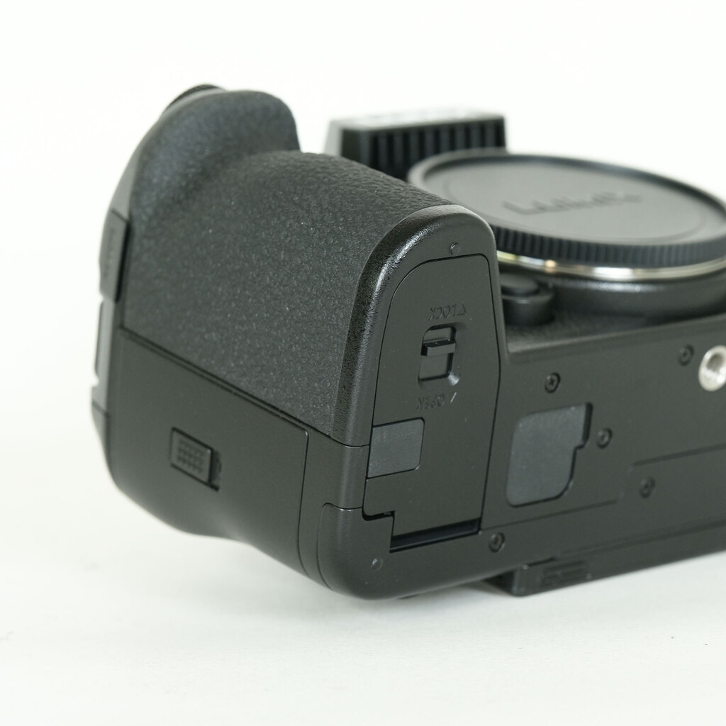 Panasonic LUMIX DC-S1M2ES ボディ