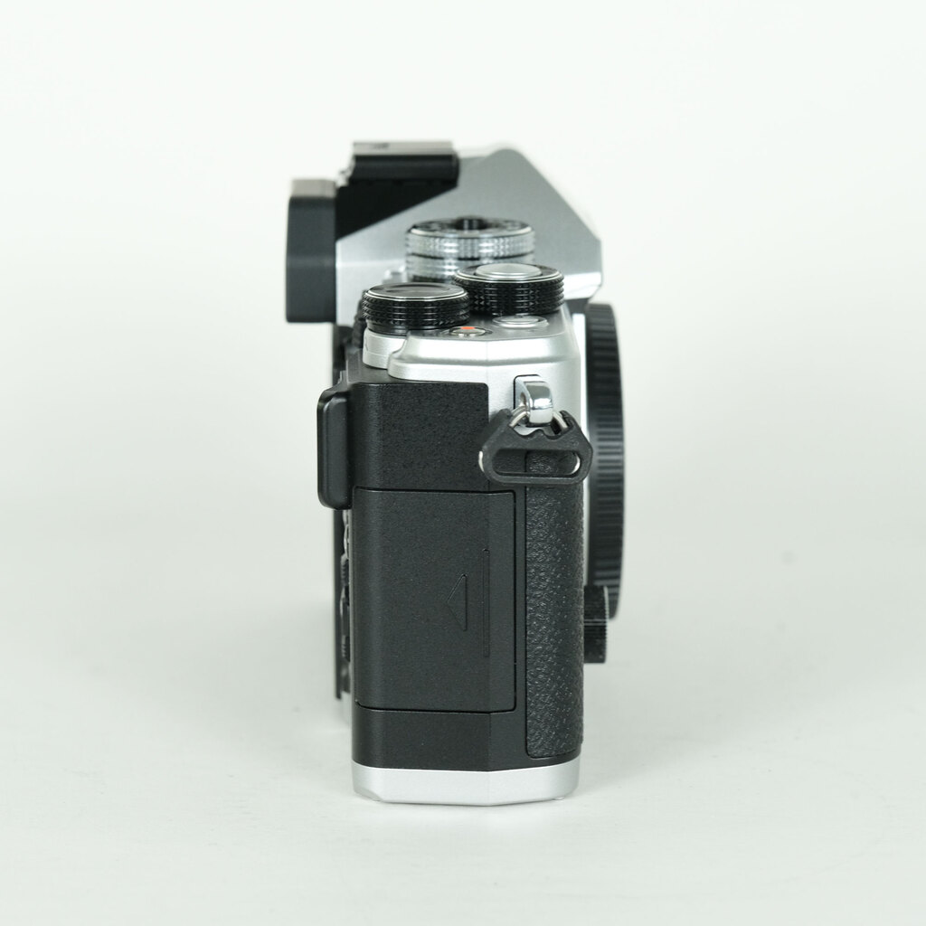 OM SYSTEM OM-3 OM SYSTEM OM-3