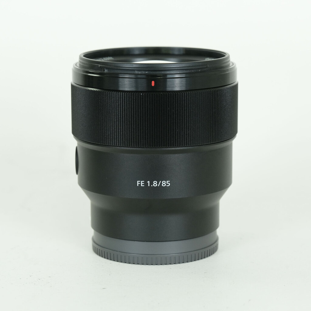 SONY FE 85mm F1.8 SEL85F18