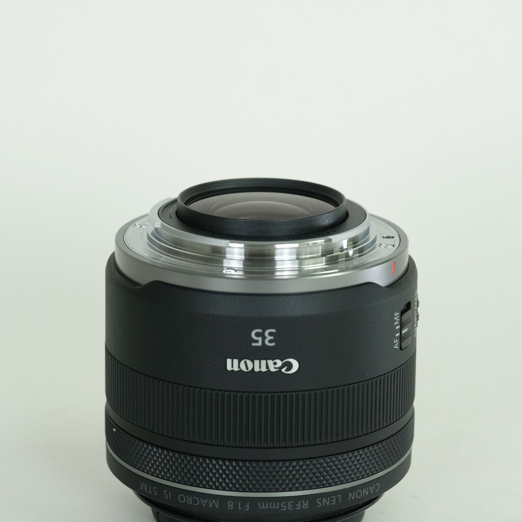Canon RF35mm F1.8 MACRO IS STM
