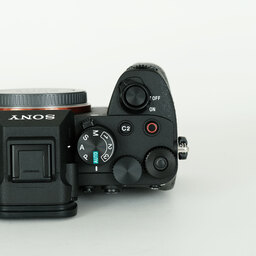 SONY α7 IV(ILCE-7M4) SONY α7 IV(ILCE-7M4)