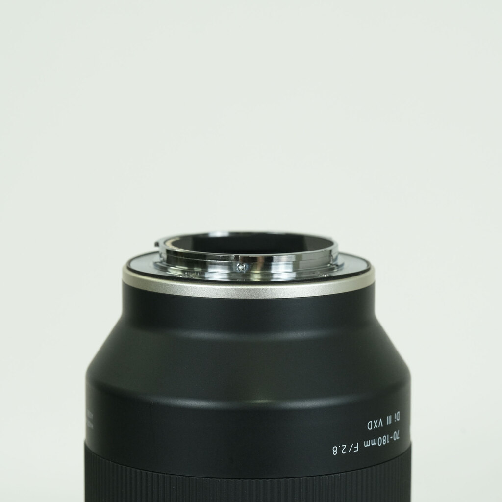 TAMRON 70-180mm F/2.8 Di III VXD (Model A056) [ ソニーE用 ]
