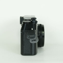 FUJIFILM X100V ブラック