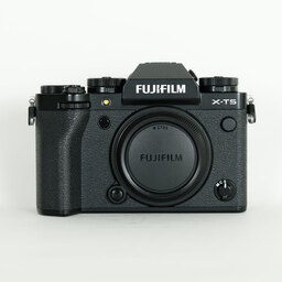 FUJIFILM X-T5