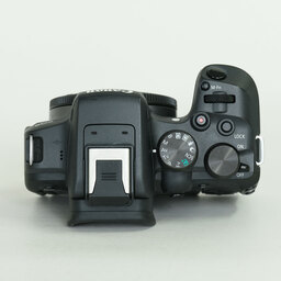 Canon EOS R10