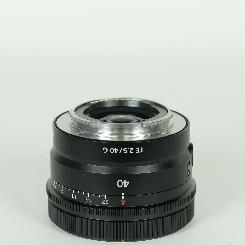 SONY FE 40mm F2.5 G SEL40F25Gの出品 | ONE SCENE（ワンシーン）