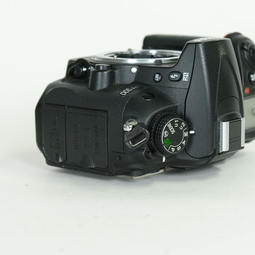 Nikon D7000