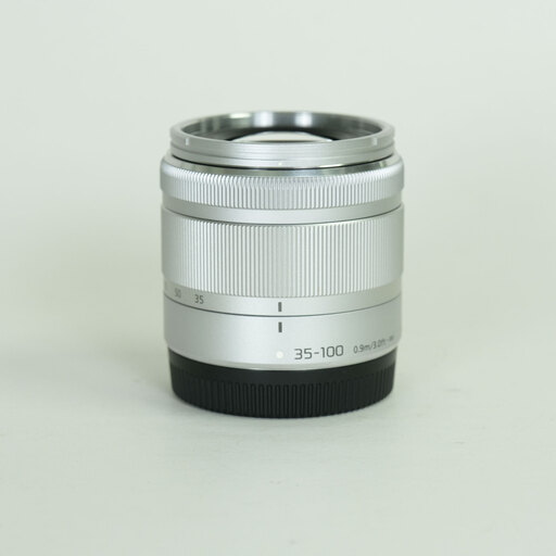 Panasonic LUMIX G VARIO 35-100mm / F4.0-5.6 ASPH. / MEGA O.I.S. Panasonic LUMIX G VARIO 35-100mm / F4.0-5.6 ASPH. / MEGA O.I.S.