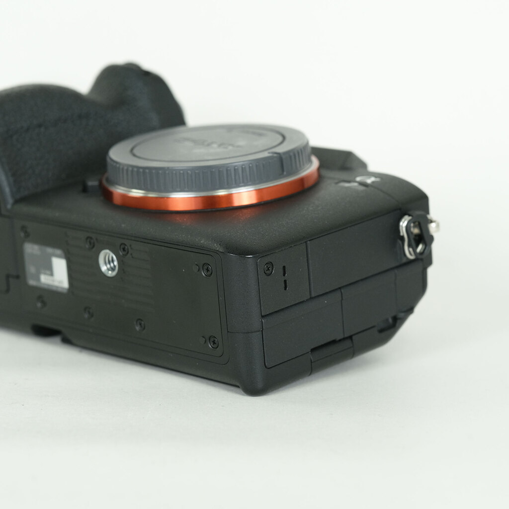 SONY α7 IV(ILCE-7M4) SONY α7 IV(ILCE-7M4)