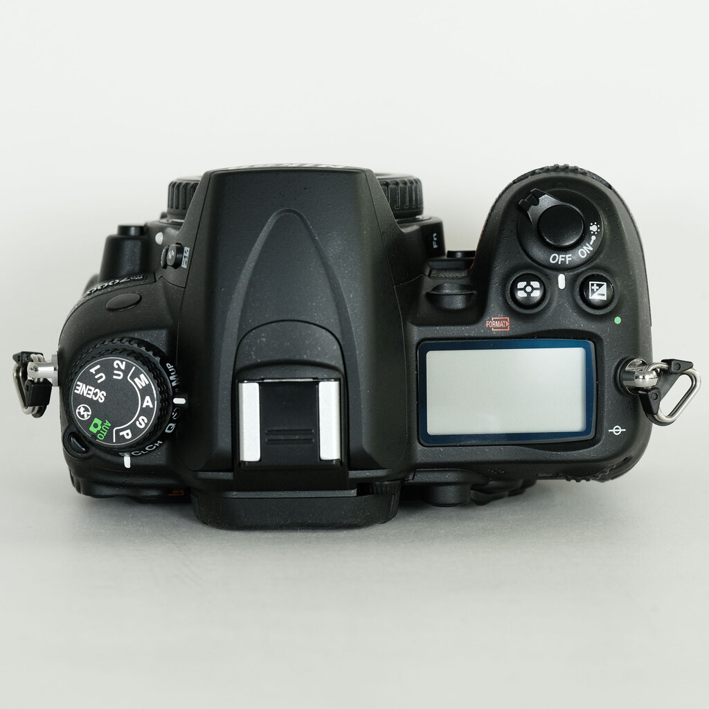 Nikon D7000の出品 | ONE SCENE（ワンシーン）