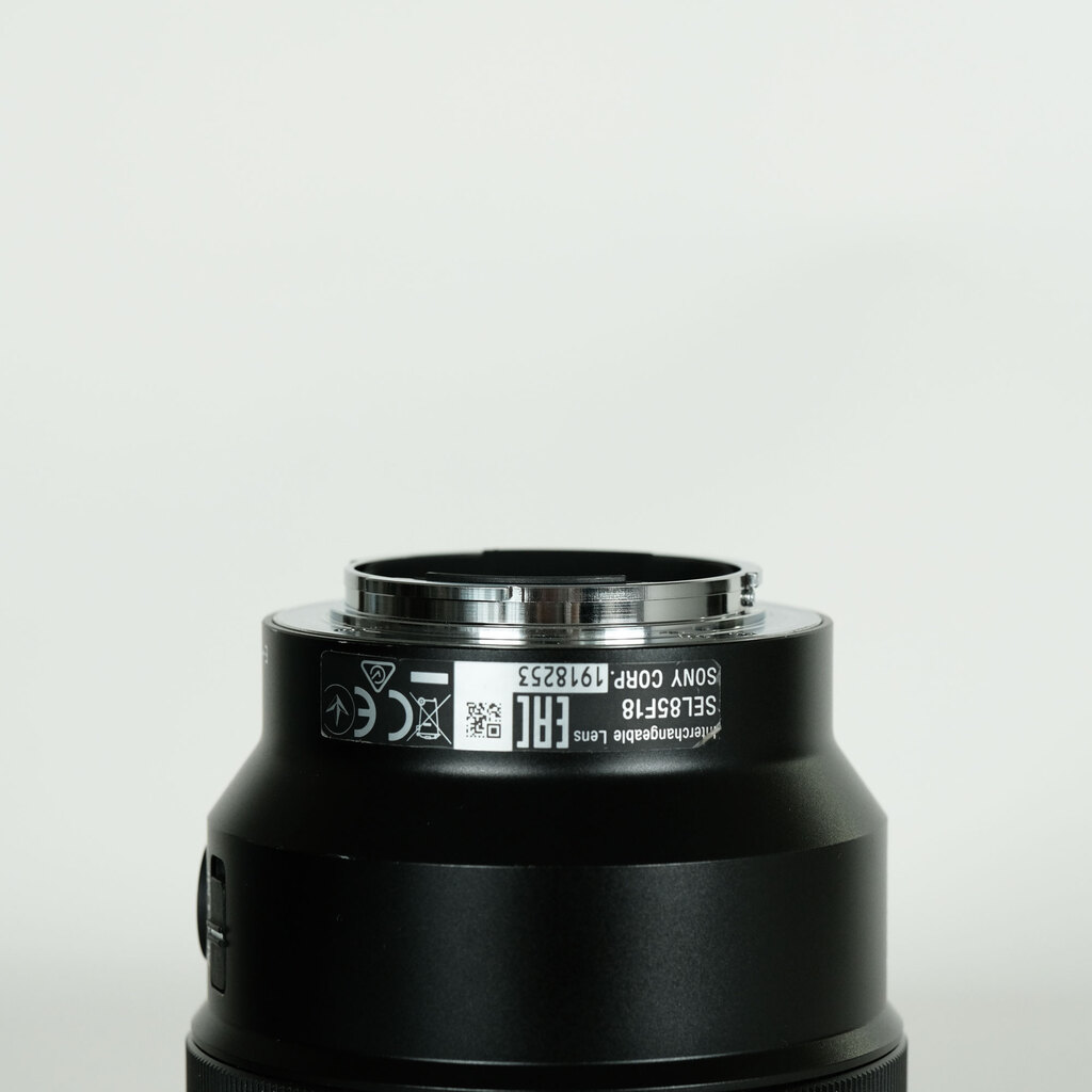SONY FE 85mm F1.8 SEL85F18