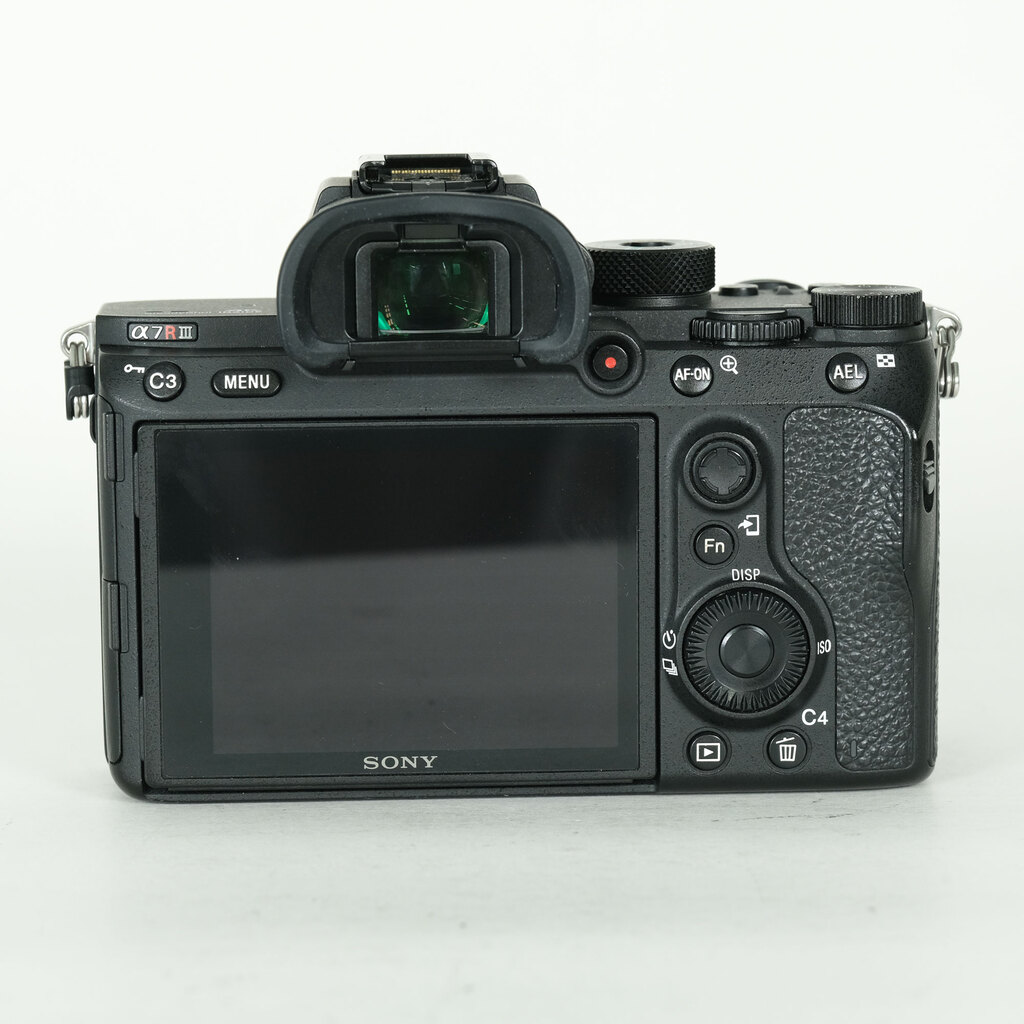 SONY α7R III(ILCE-7RM3) SONY α7R III(ILCE-7RM3)