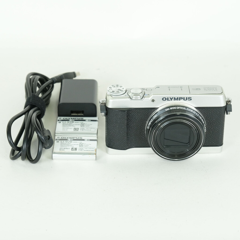 OLYMPUS STYLUS SH-2 シルバー