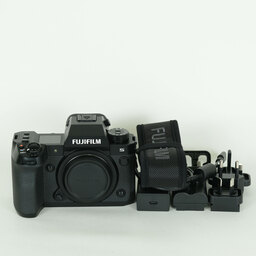 FUJIFILM X-H2S