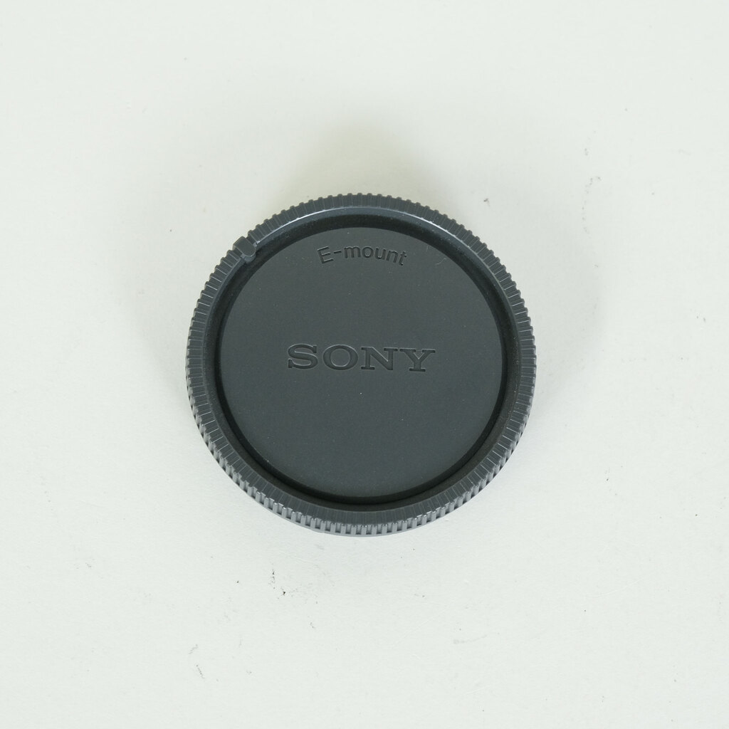 SONY FE 20-70mm F4 G SEL2070G