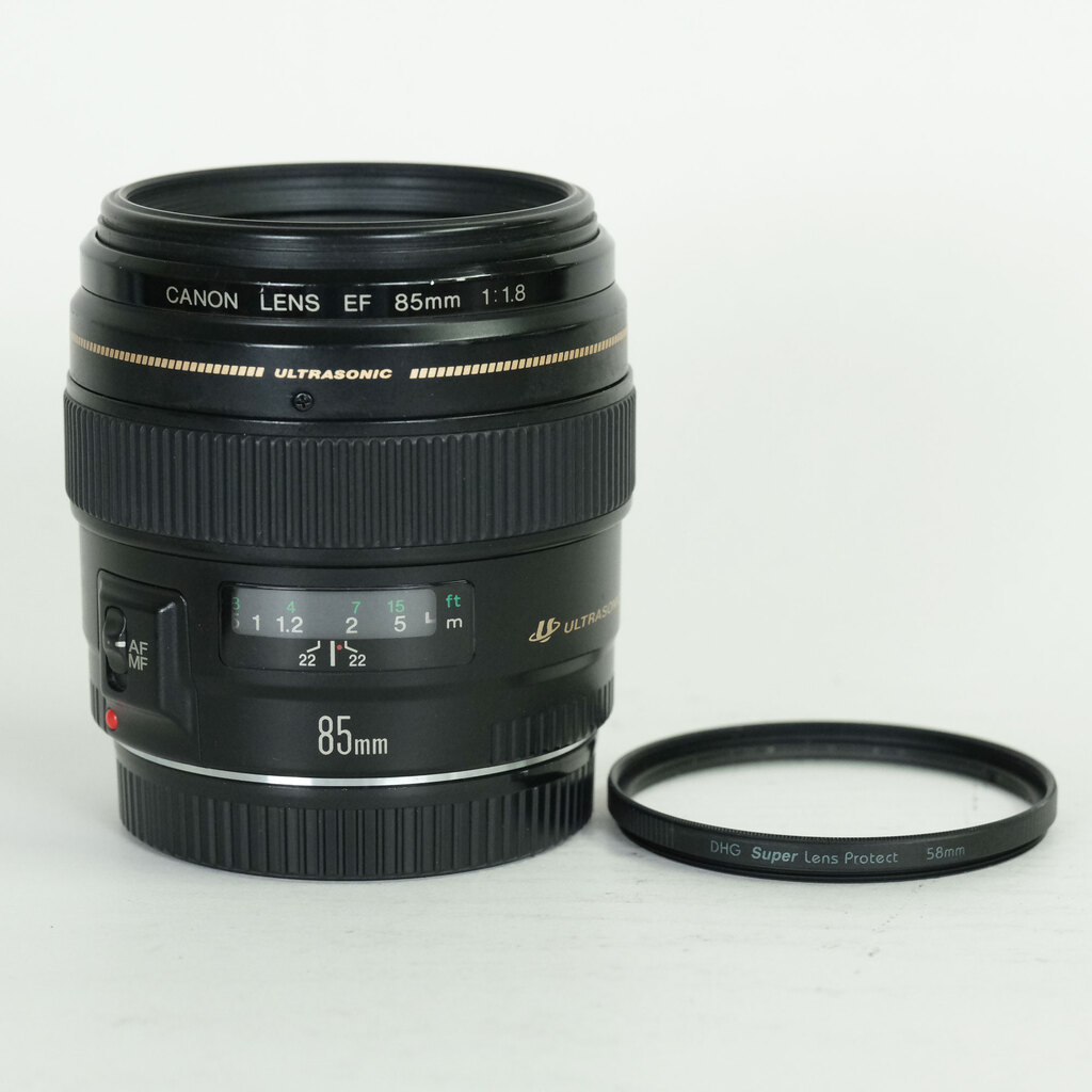 Canon EF85mm F1.8 USM Canon EF85mm F1.8 USM