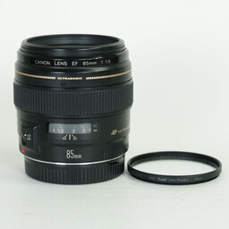 Canon EF85mm F1.8 USM Canon EF85mm F1.8 USM