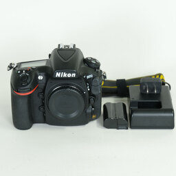 Nikon D810