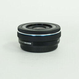 OLYMPUS M.ZUIKO DIGITAL ED 14-42mm F3.5-5.6 EZ ブラック