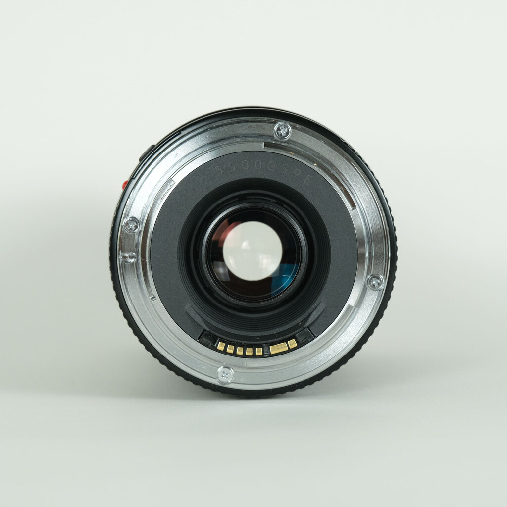 Canon EF 75-300mm F4-5.6 IS USM レンズ 超美品 Canon EF75-300mm F4-5.6 USMの出品 | ONE SCENE（ワンシーン）
