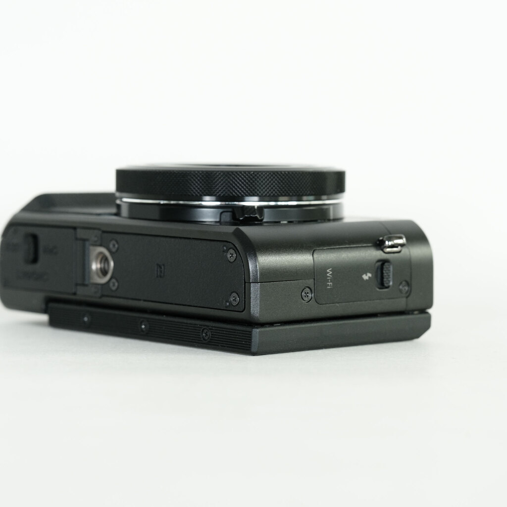 Canon PowerShot G7X Mark II