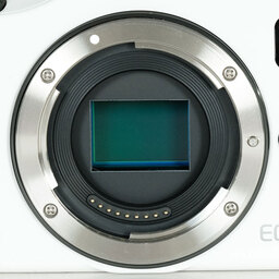 Canon EOS M ボディ ホワイト