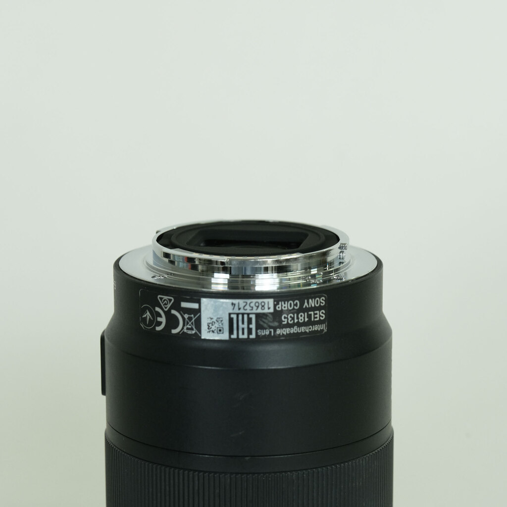 SONY E 18-135mm F3.5-5.6 OSS SEL18135