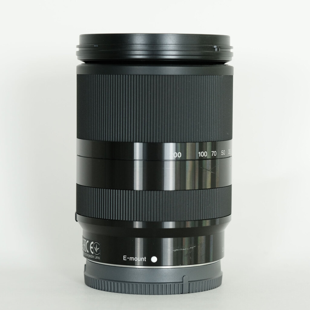 SONY E18-200mm F3.5-6.3 OSS LE SEL18200LE