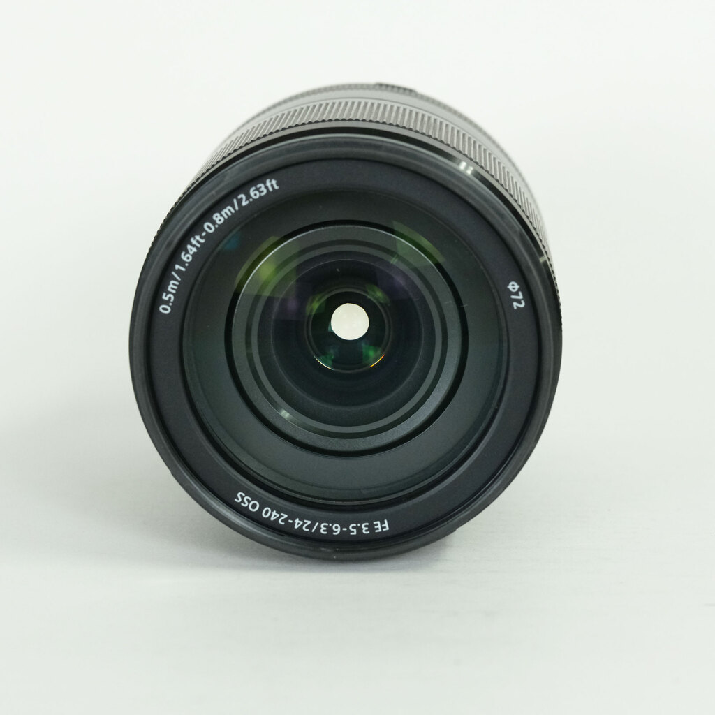 SONY FE 24-240mm F3.5-6.3 OSS SEL24240