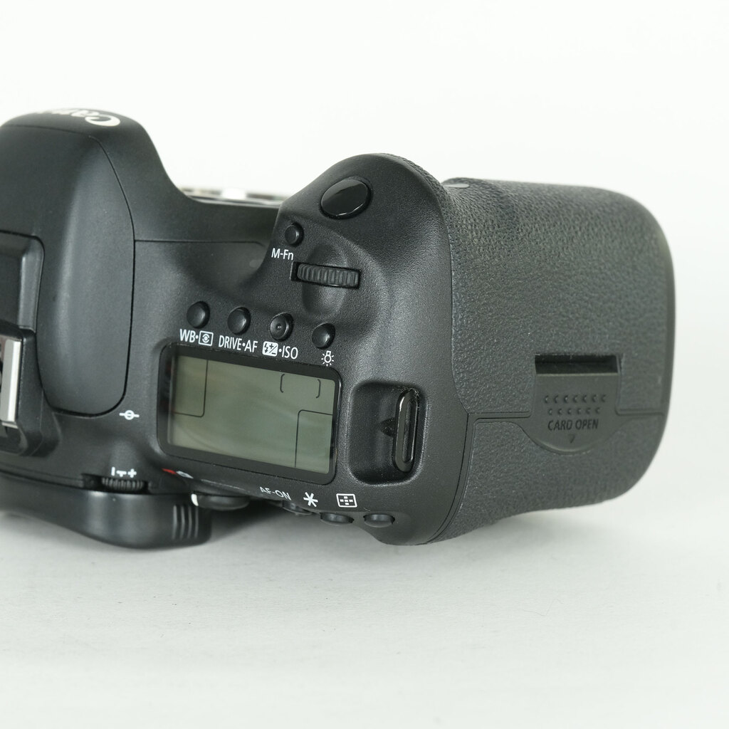 Canon EOS 7D Mark II Canon EOS 7D Mark II