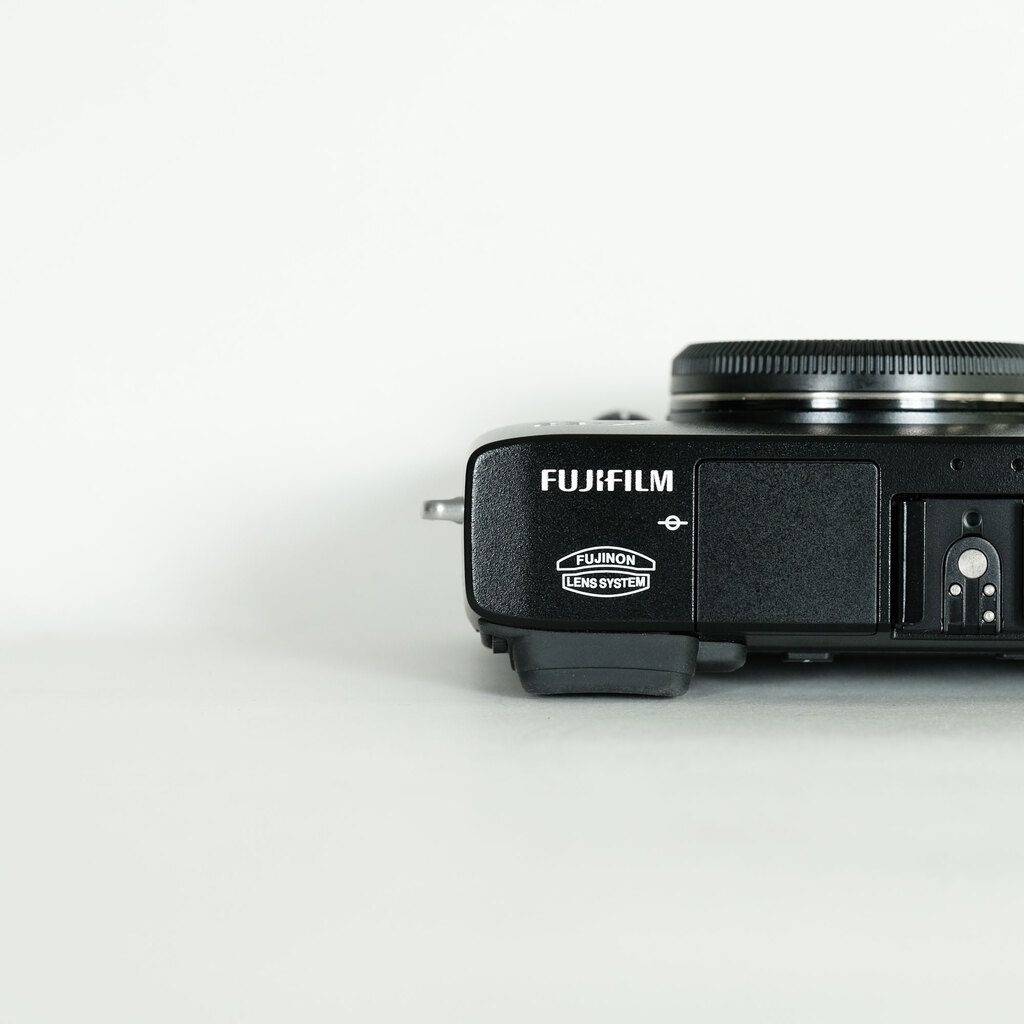 FUJIFILM X-E2
