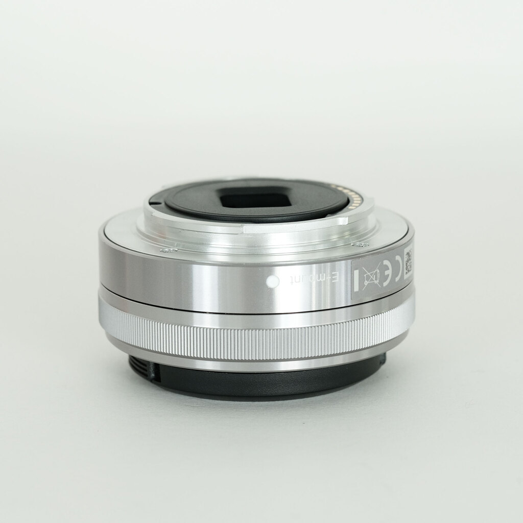 SONY E 16mm F2.8 SEL16F28