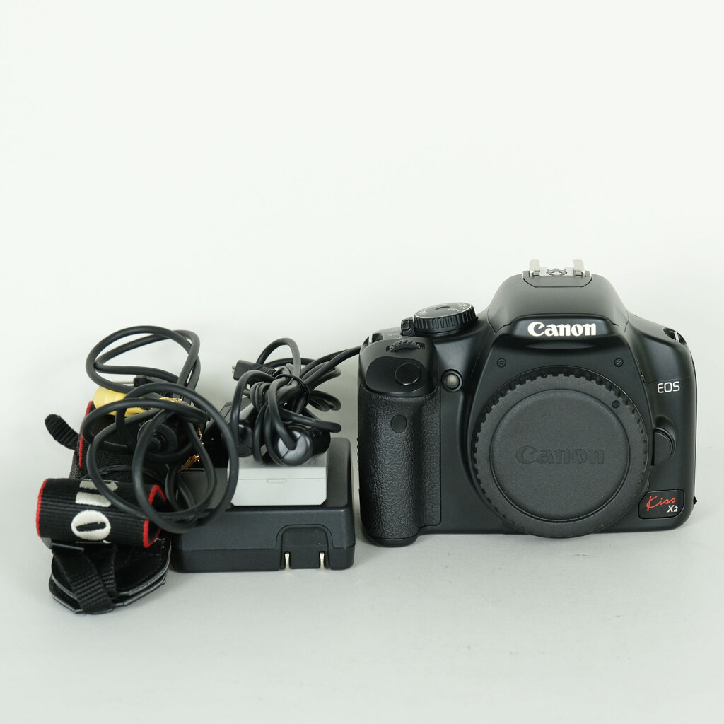 Canon EOS Kiss X2 ボディの出品 | ONE SCENE（ワンシーン）