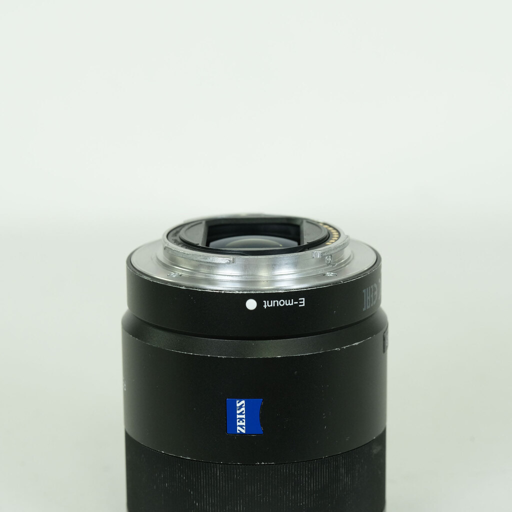 SONY Sonnar T* FE 55mm F1.8 ZA SEL55F18Z SONY Sonnar T* FE 55mm F1.8 ZA SEL55F18Z