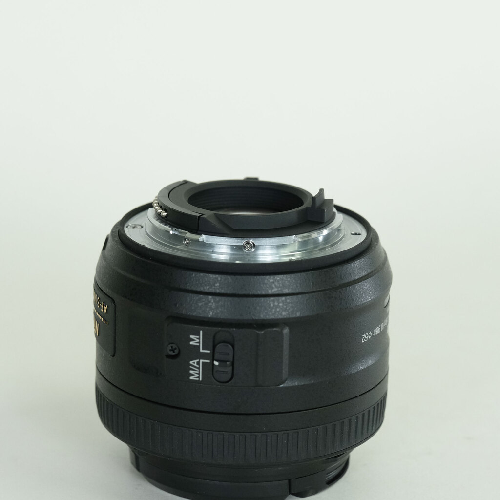 Nikon AF-S DX NIKKOR 35mm f/1.8G