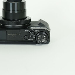 Canon PowerShot G7X Mark II