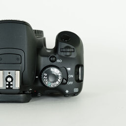 Canon EOS Kiss X6i　ボディ